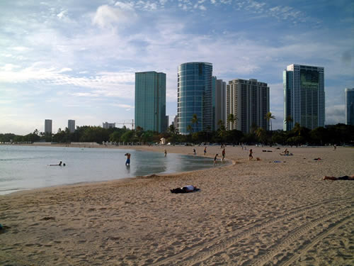 Ala Moana beach