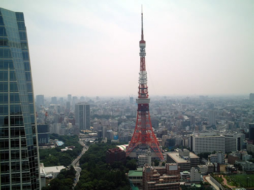 Tokyo Tower from Scott's apartment